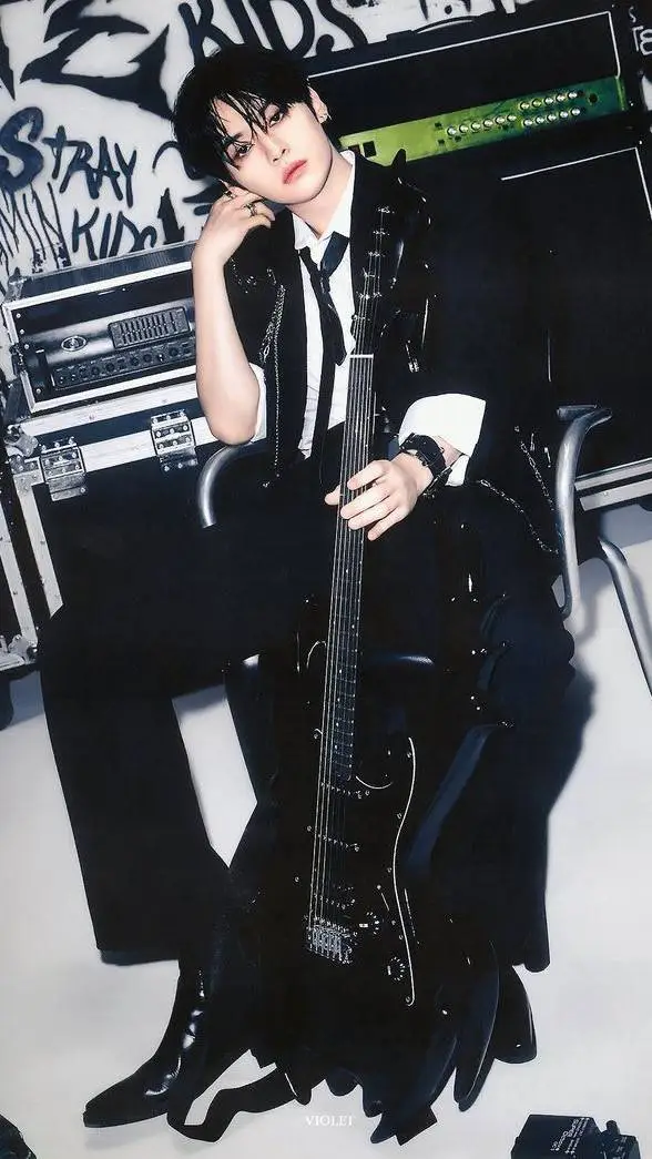 ai character:  Ли Ноу  background