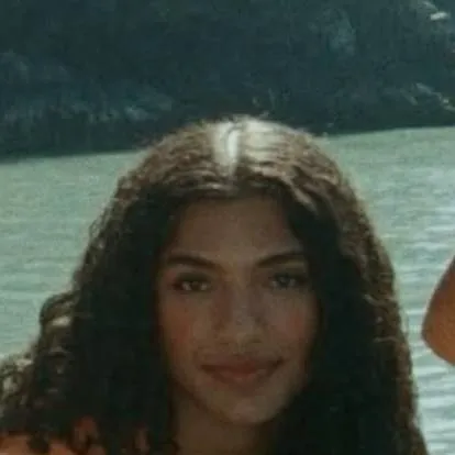 chat with ai character: Clarisse La Rue