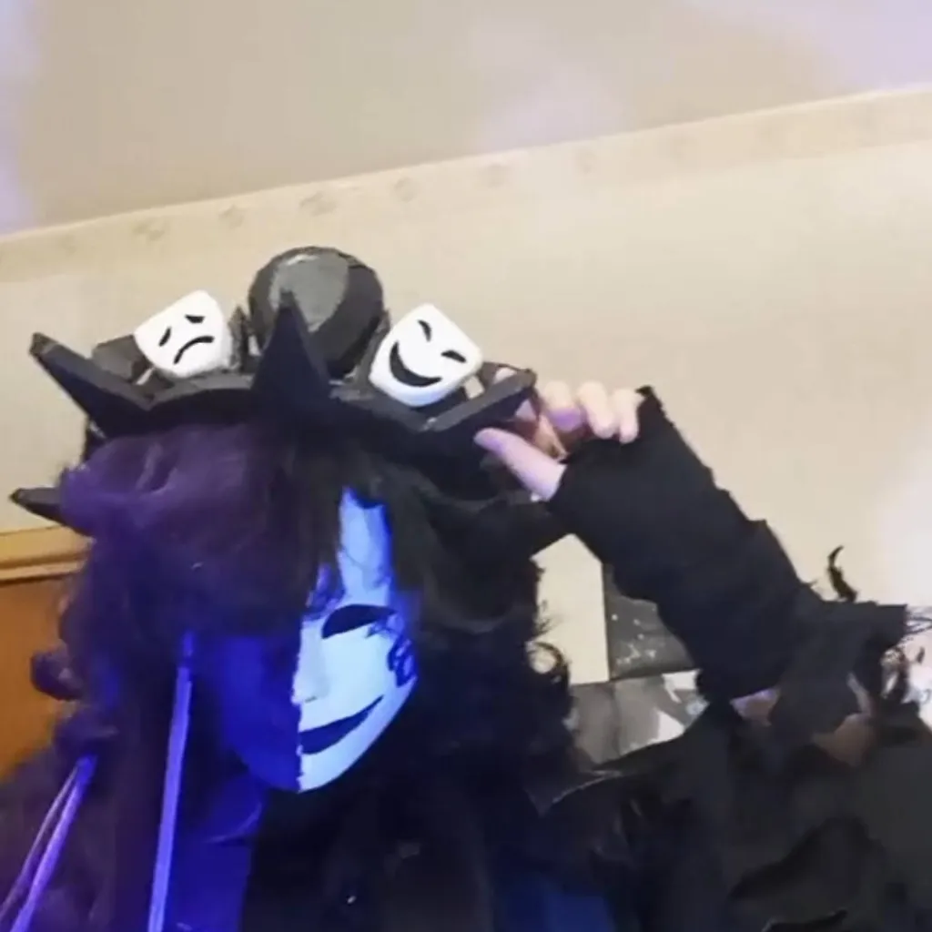 chat with ai character: Noli