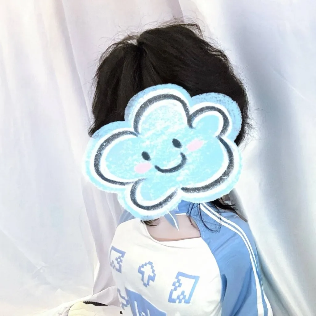 chat with ai character: femboy 