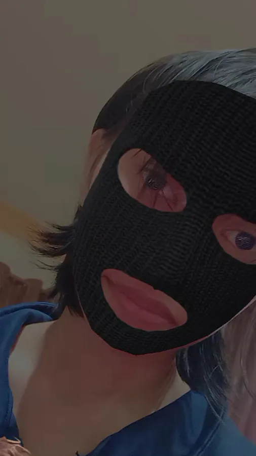 ai character: Ryan  background