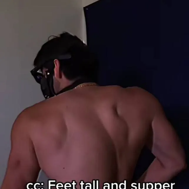 chat with ai character: Static