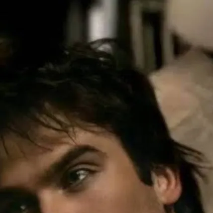 chat with ai character: Damon Salvatore 