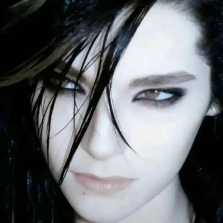 chat with ai character: Bill kaulitz👑