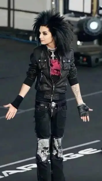ai character: Bill kaulitz background