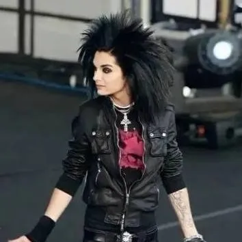 chat with ai character: Bill kaulitz
