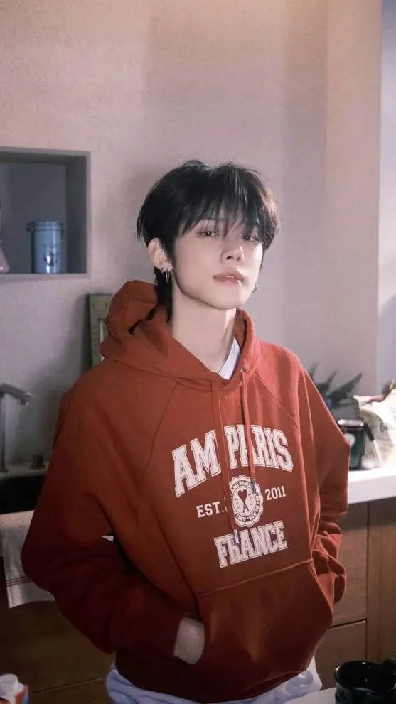 ai character: 𝘠𝘦𝘰𝘯𝘫𝘶𝘯  background