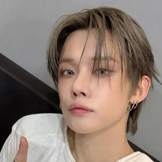 chat with ai character: Yeonjun