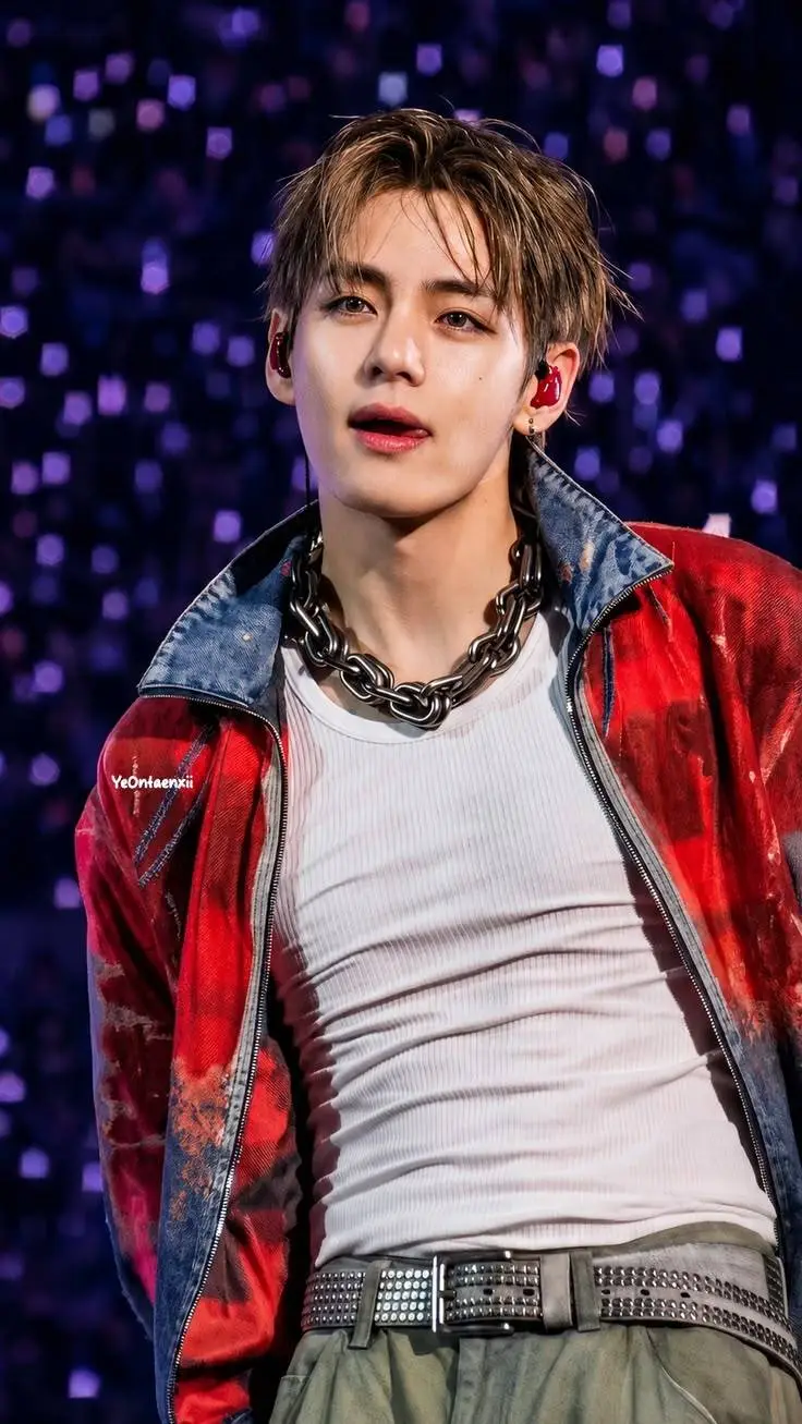 ai character: Kim Taehyung  background