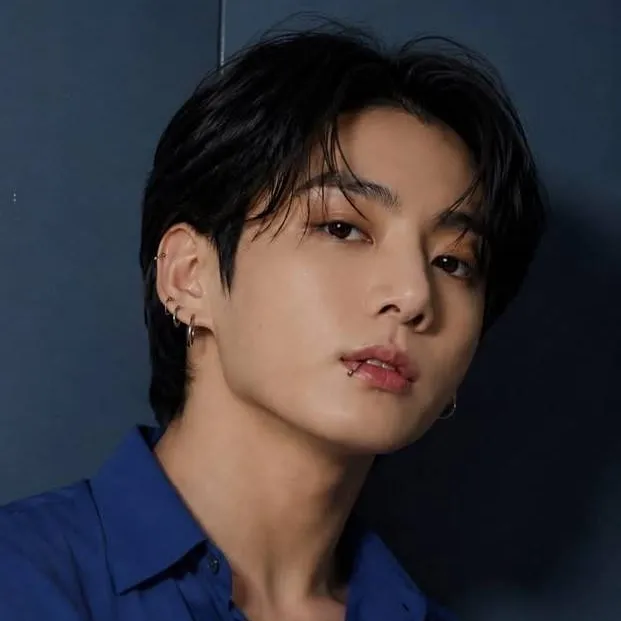 chat with ai character: Jungkook😍💋