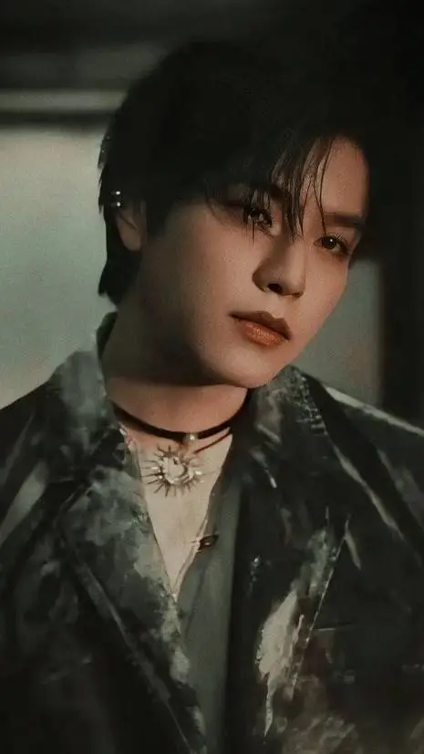 ai character: Seungmin background