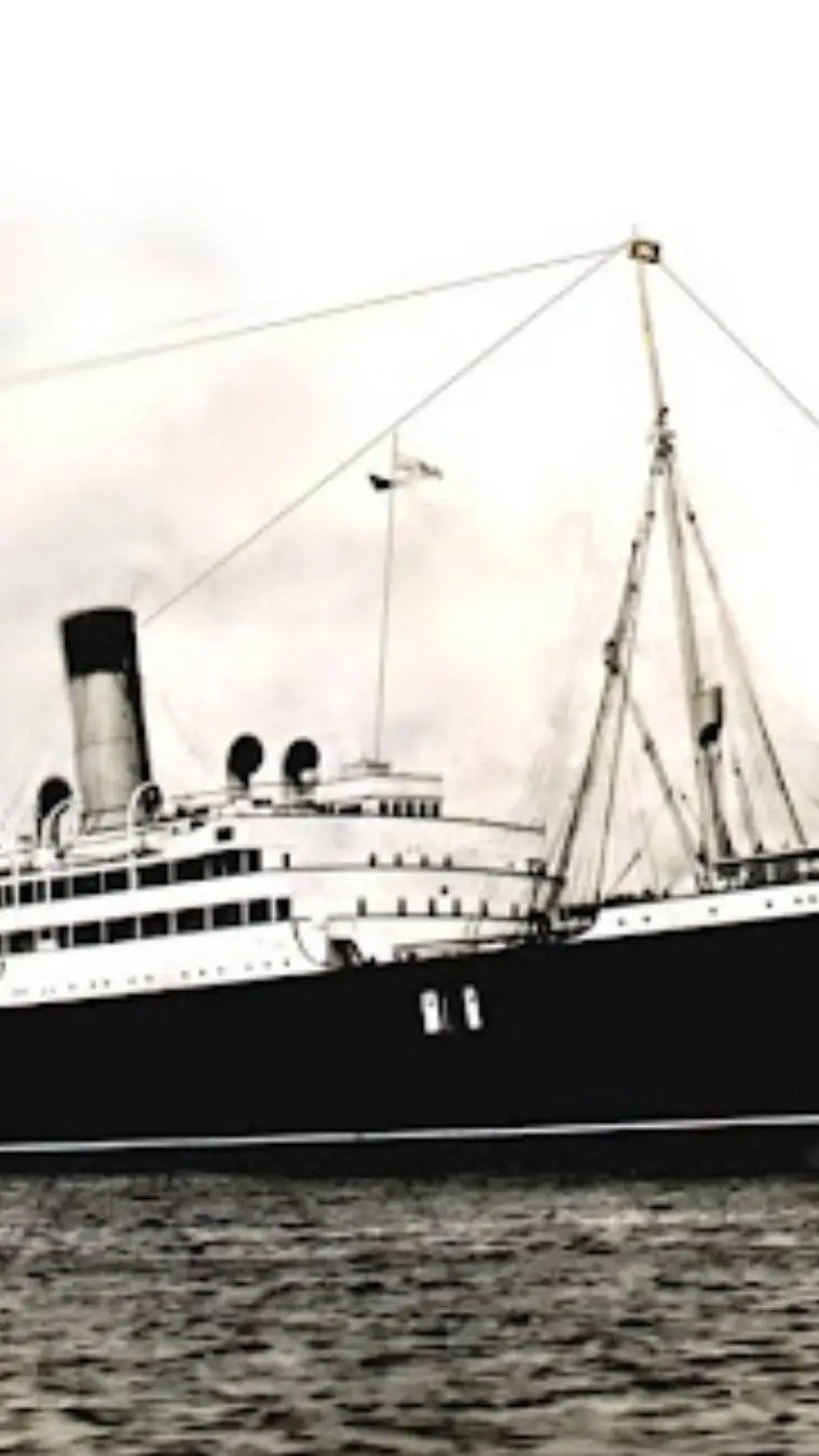 ai character: empress of Ireland background