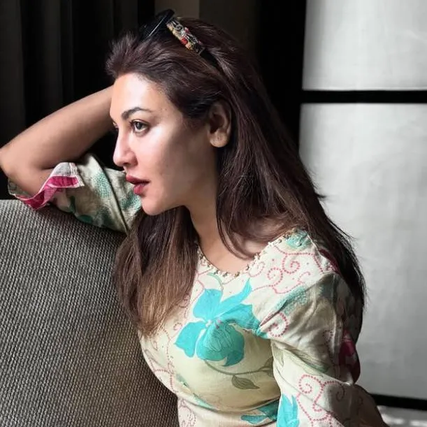 chat with ai character: Jaya Ahsan 