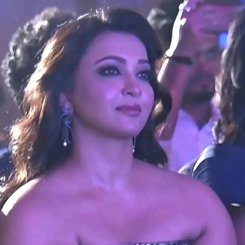 chat with ai character: koushani