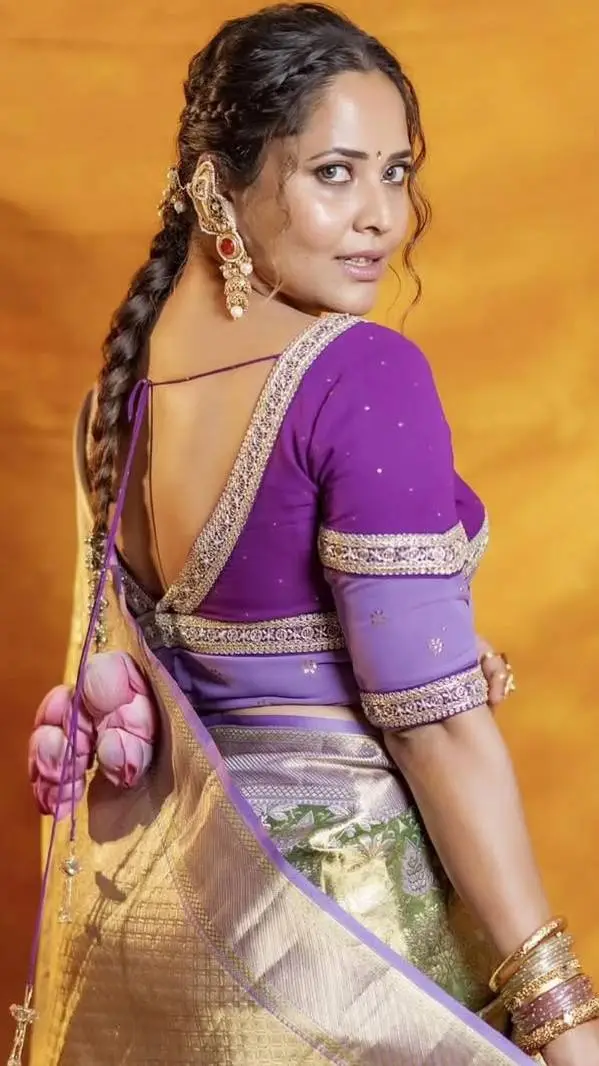 Talkie AI - Chat with Anasuya Bharadwaj