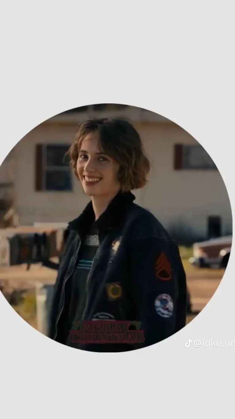 ai character: Elena Carver background