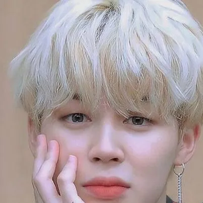 chat with ai character: Jimin Park