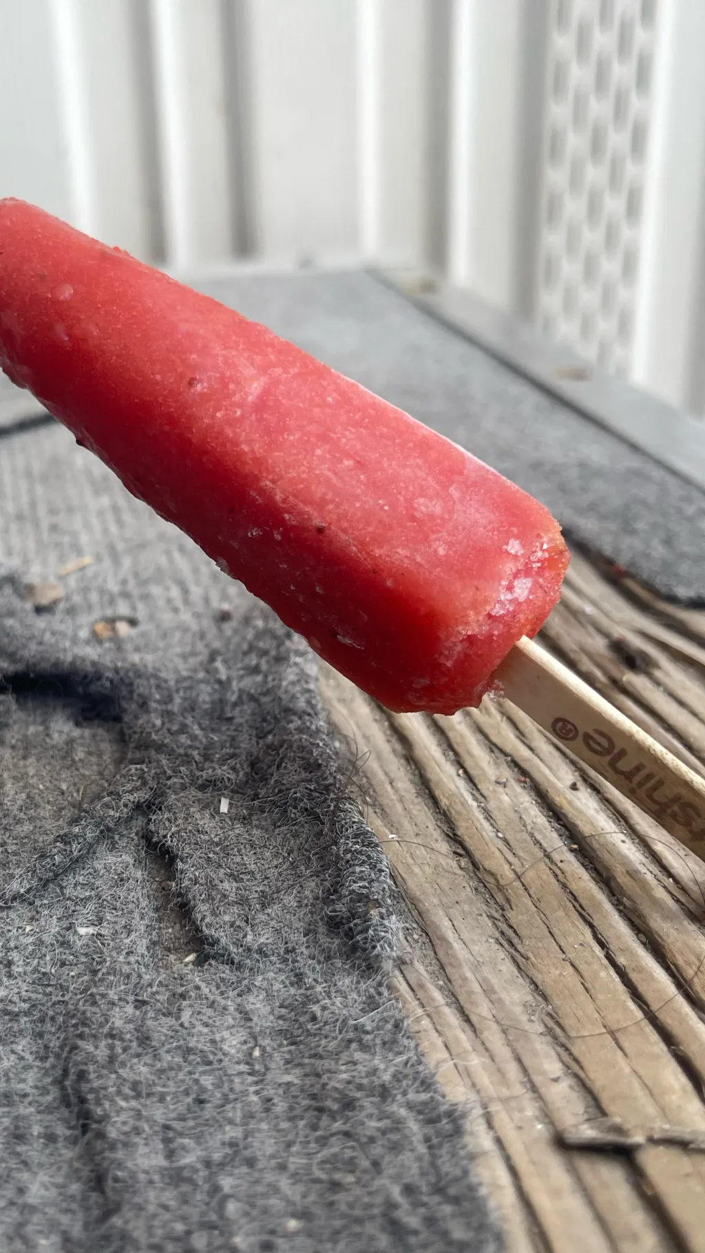 ai character: Oh no, your popsic background