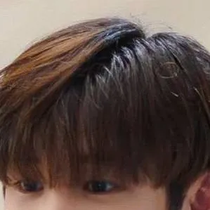 chat with ai character: Kon Diao