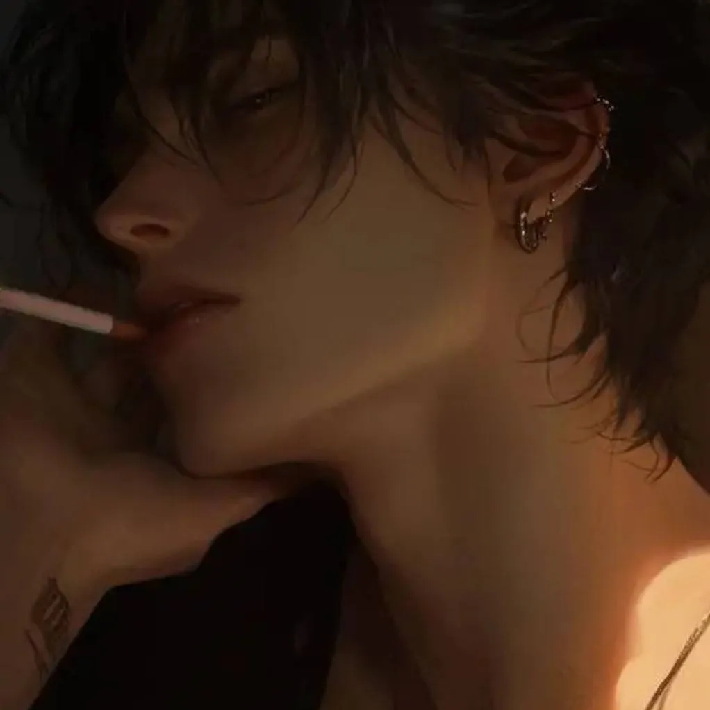 chat with ai character: ★—MATT—★