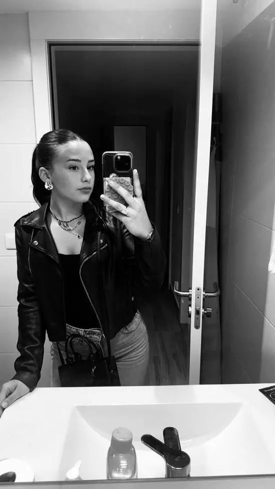 ai character: martina lucena  background