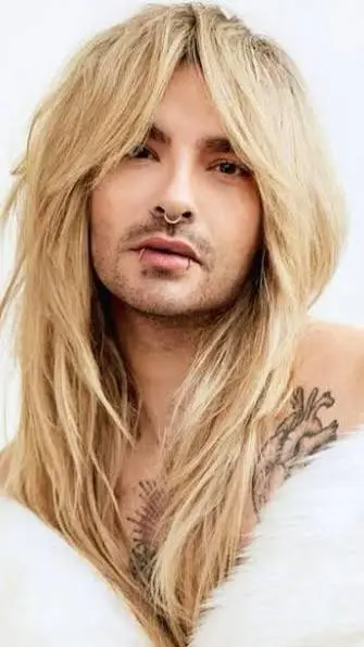 ai character: Bill kaulitz  background