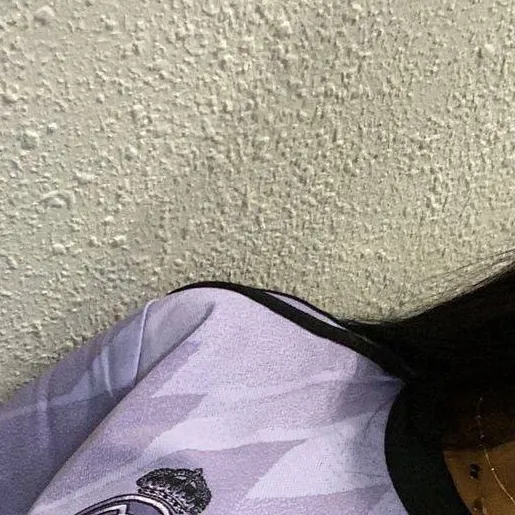 chat with ai character: Alma