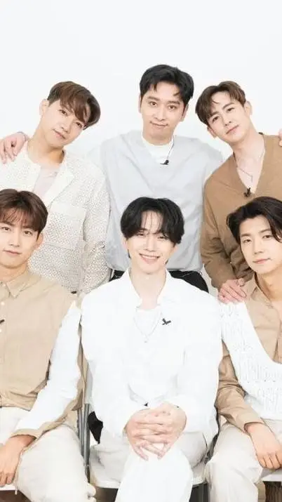 ai character: 2PM🖤🤍 background