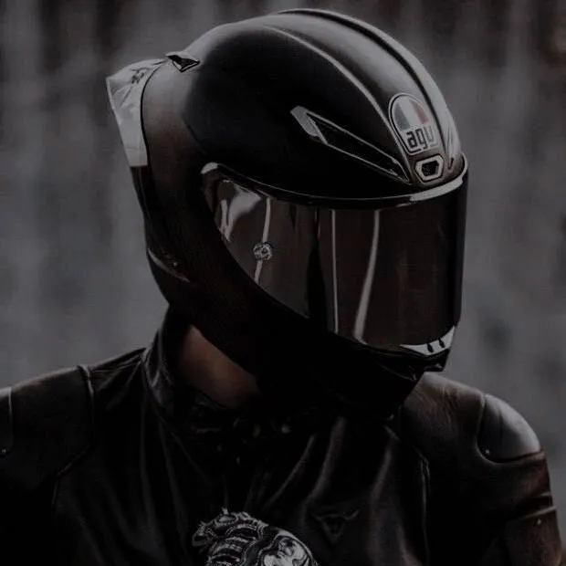 chat with ai character: Jake 💬🔥