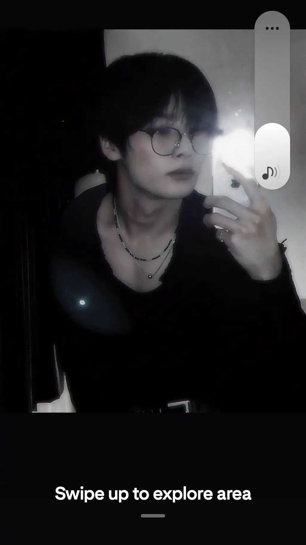 ai character: •☆jeongin☆• background