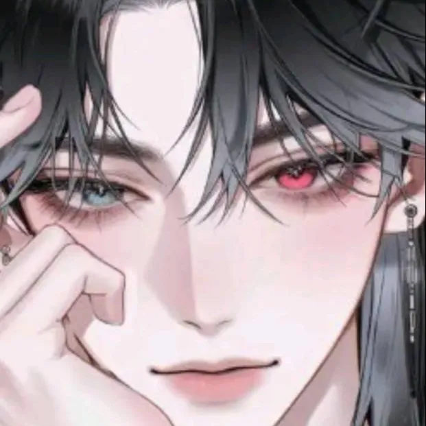 chat with ai character: Lucia