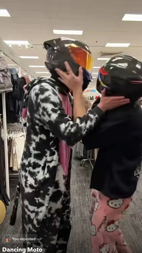 ai character: Noah & Luke🏍 background