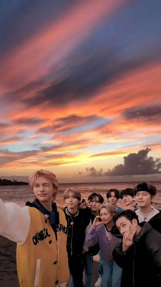ai character: skz pick me○●□ background