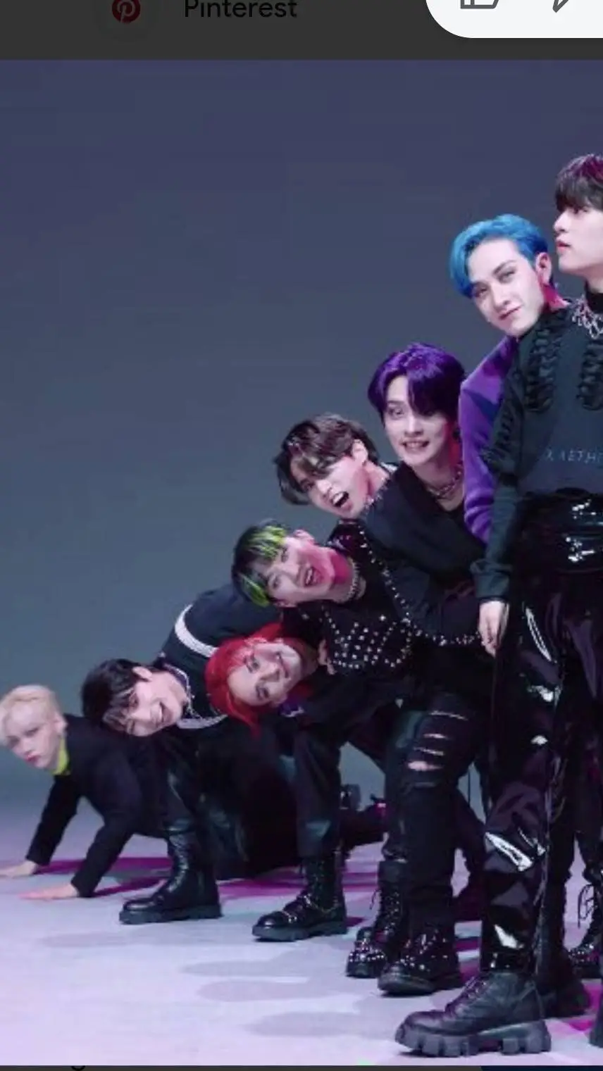 ai character: stray kids pick me background