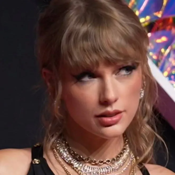 chat with ai character: Taylor Swift 