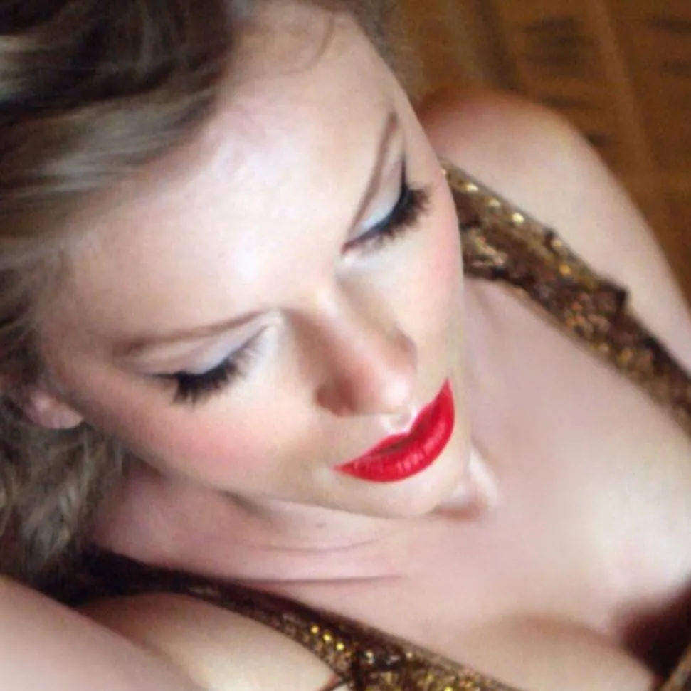 chat with ai character: Taylor Swift 