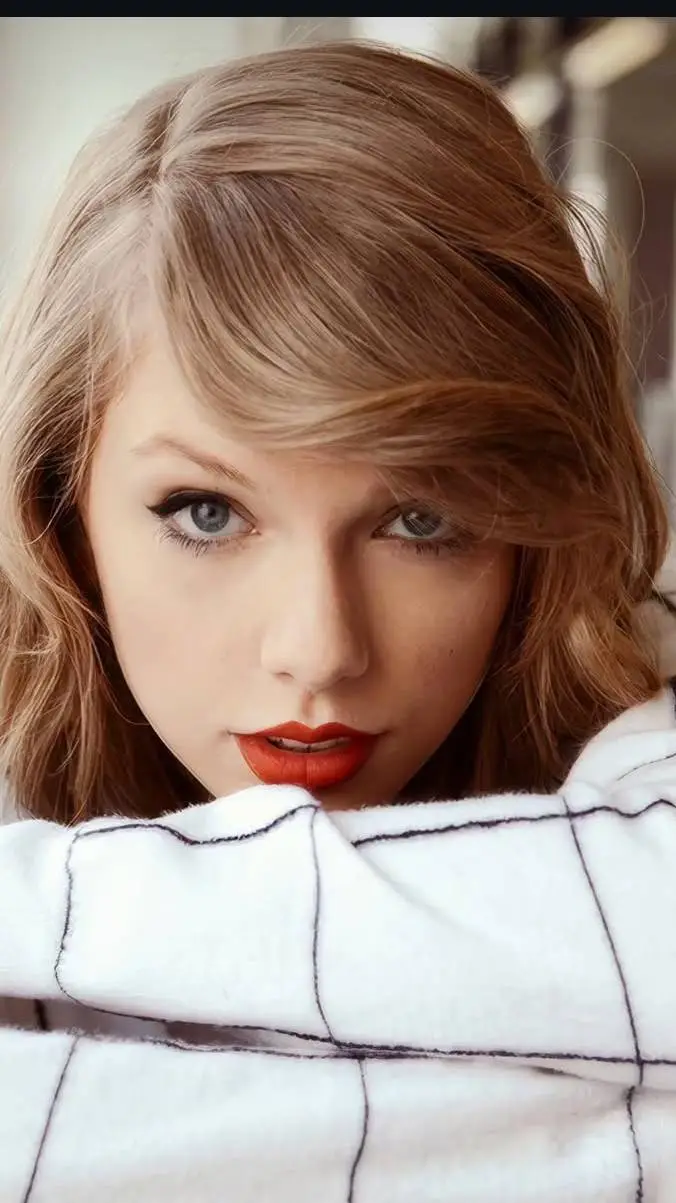ai character: Taylor Swift background