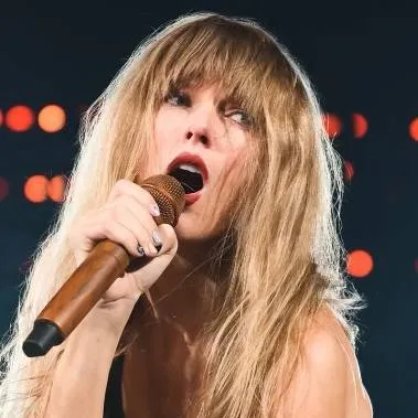 chat with ai character: Taylor Swift 