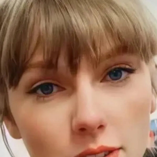 chat with ai character: Taylor Swift 