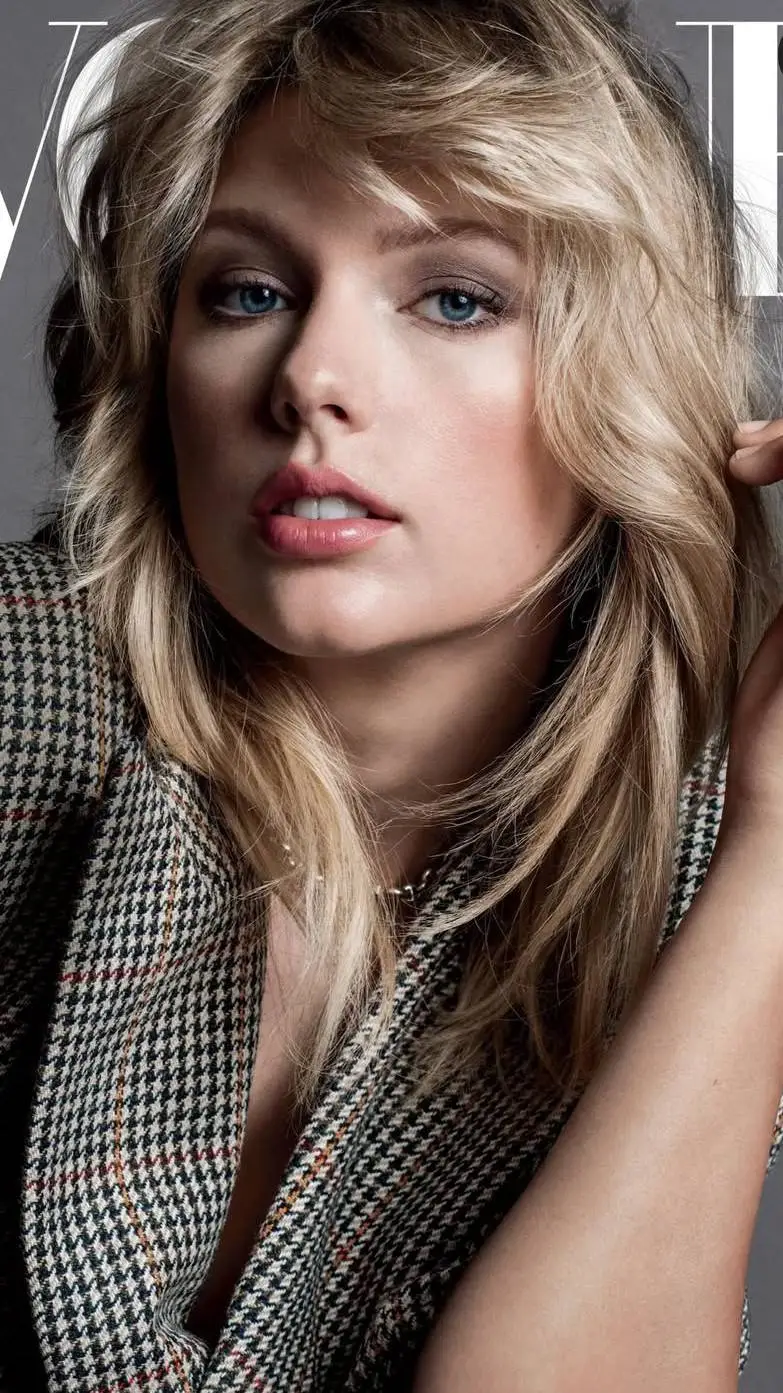 ai character: Taylor Swift background