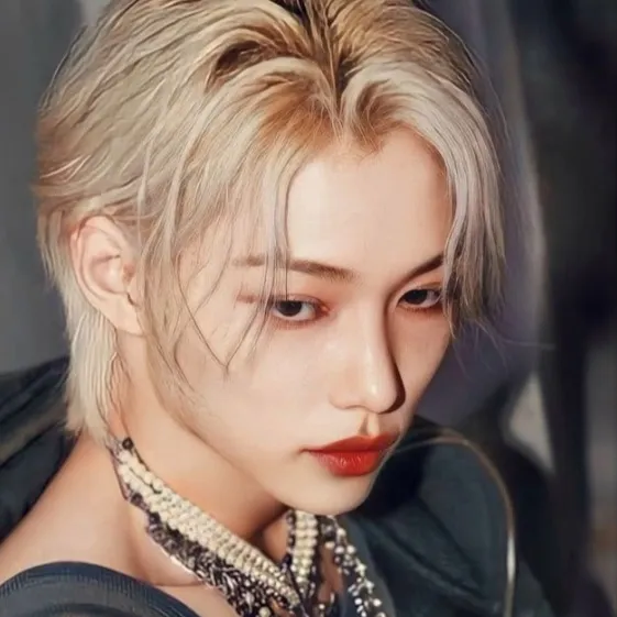 chat with ai character: Felix 🐥🐥