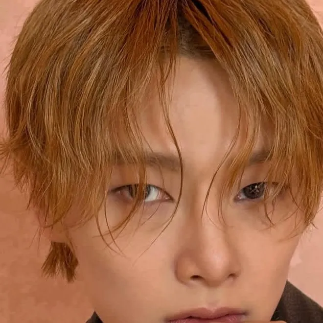 chat with ai character: 😈jeong -In🛹