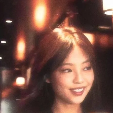 chat with ai character: jennie💫