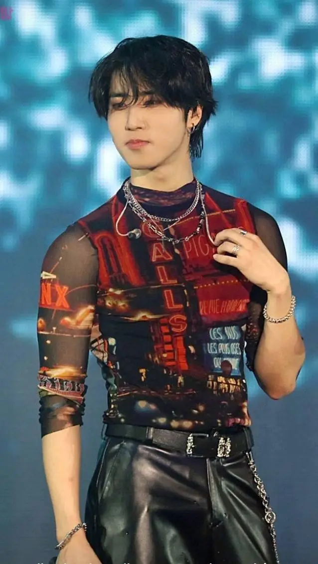 ai character: han jisung background
