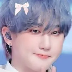 chat with ai character: Little Binnie🍥