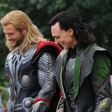 chat with ai character: Thor and Loki
