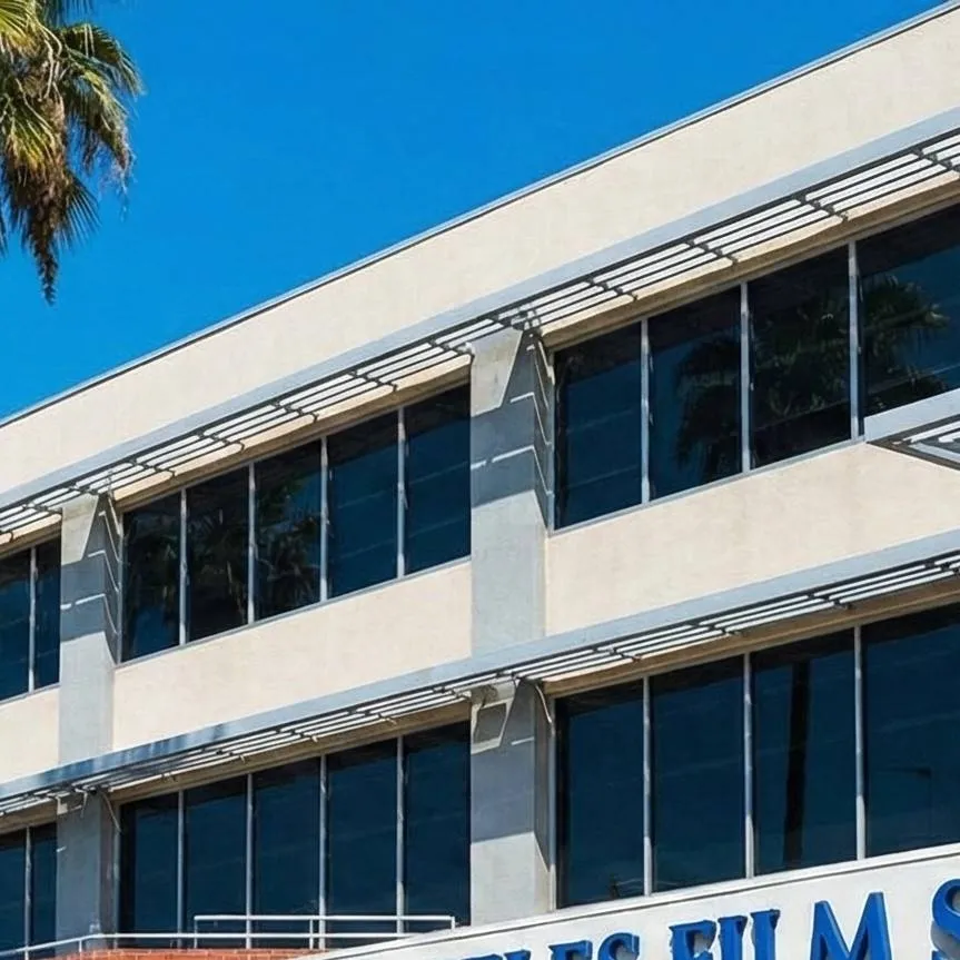 chat with ai character: los Angeles film s