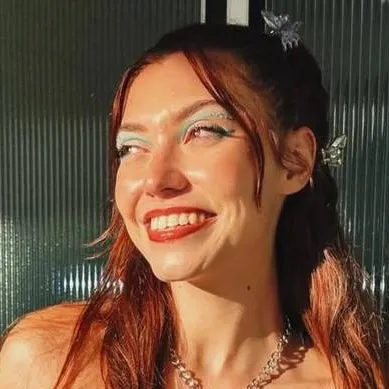 chat with ai character: Sofifranks 