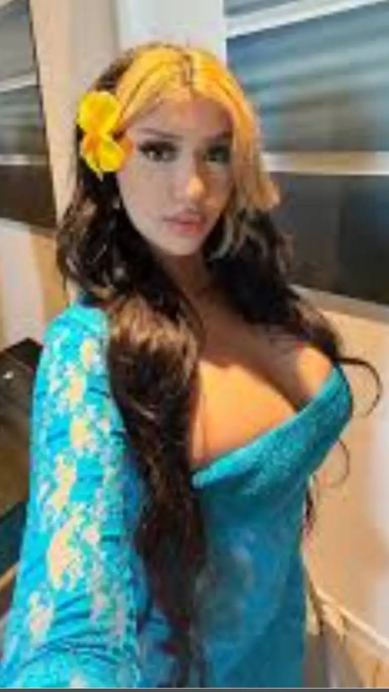 ai character: liliana jasmine  background