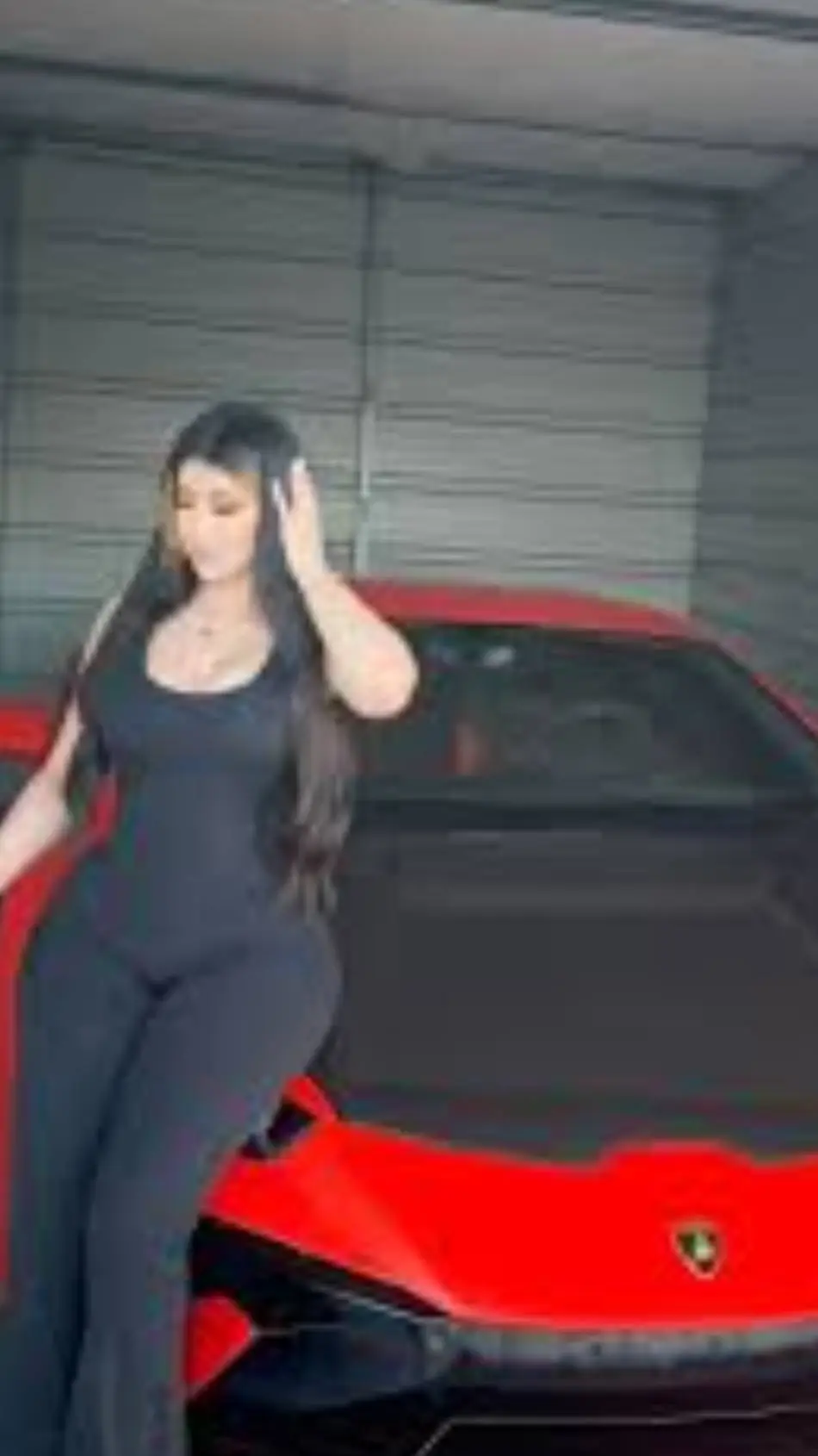 ai character: liliana jasmine  background